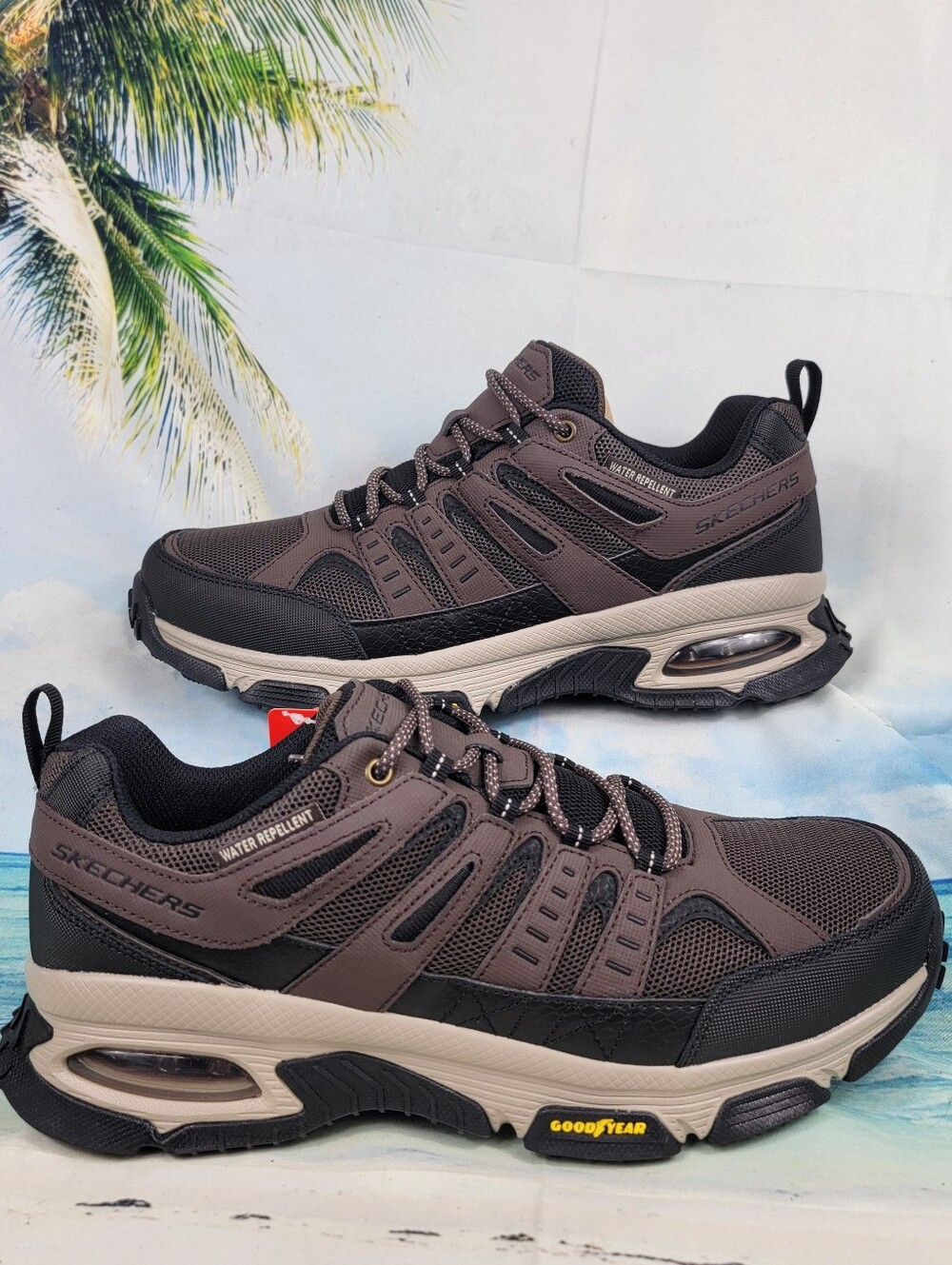 SKECHERS Skech-Air Envoy Water Repellent Scotchgard Mens 10 Wide Fit NWT